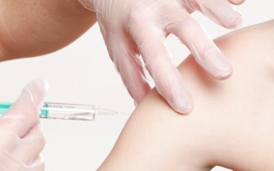 La vacunación antigripal debe extenderse y anticiparse para mitigar los efectos de la COVID-19