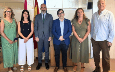 Colegios de médicos y Sescam acuerd...